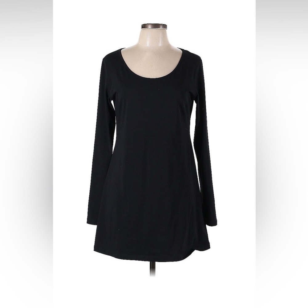 Women’s black long sleeve dress size 42/10